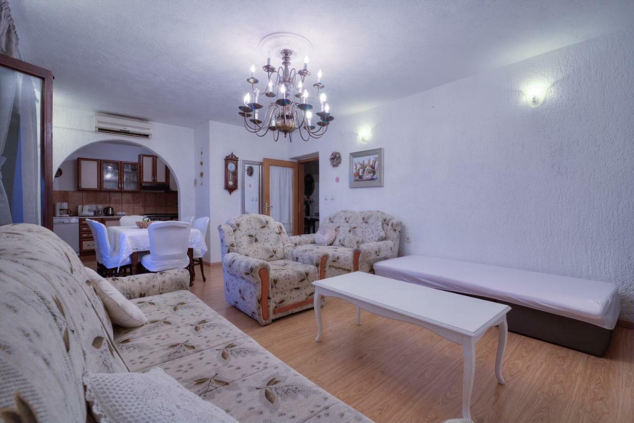 Apartment Lea Сень Экстерьер фото
